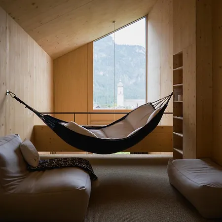 Quartier - Ueber Nacht In Besonderer Architektur Szálloda