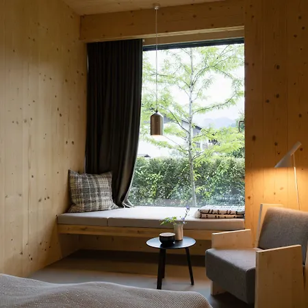 Hotel Quartier - Ueber Nacht In Besonderer Architektur 4*