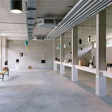 Quartier - Ueber Nacht In Besonderer Architektur 加爾米施-帕滕基興