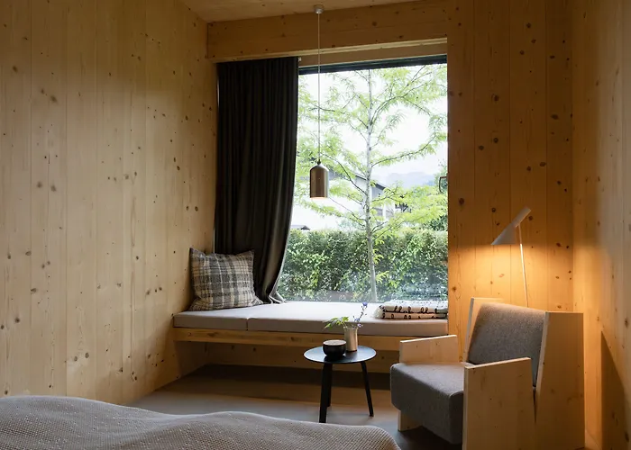 Hotel Quartier - Ueber Nacht In Besonderer Architektur 4*