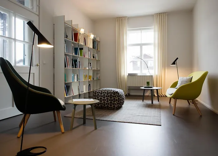 Quartier - über Nacht In Besonderer Architektur Garmisch-Partenkirchen